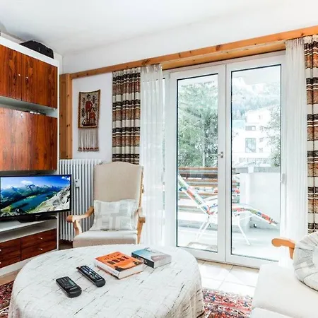 Direkt Am - Aussicht - Balkon - Tg-stellplatz Appartement Sankt Moritz