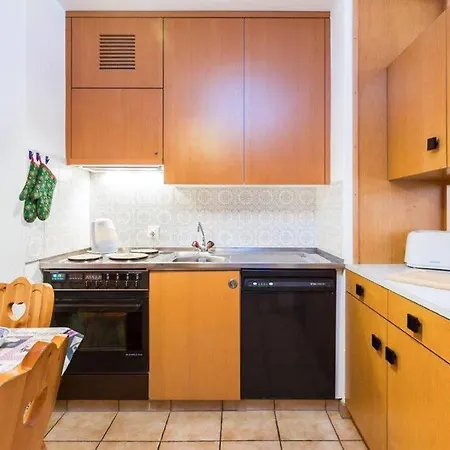 Direkt Am - Aussicht - Balkon - Tg-stellplatz アパート *